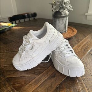 Puma women’s Karmen II Idol sneakers